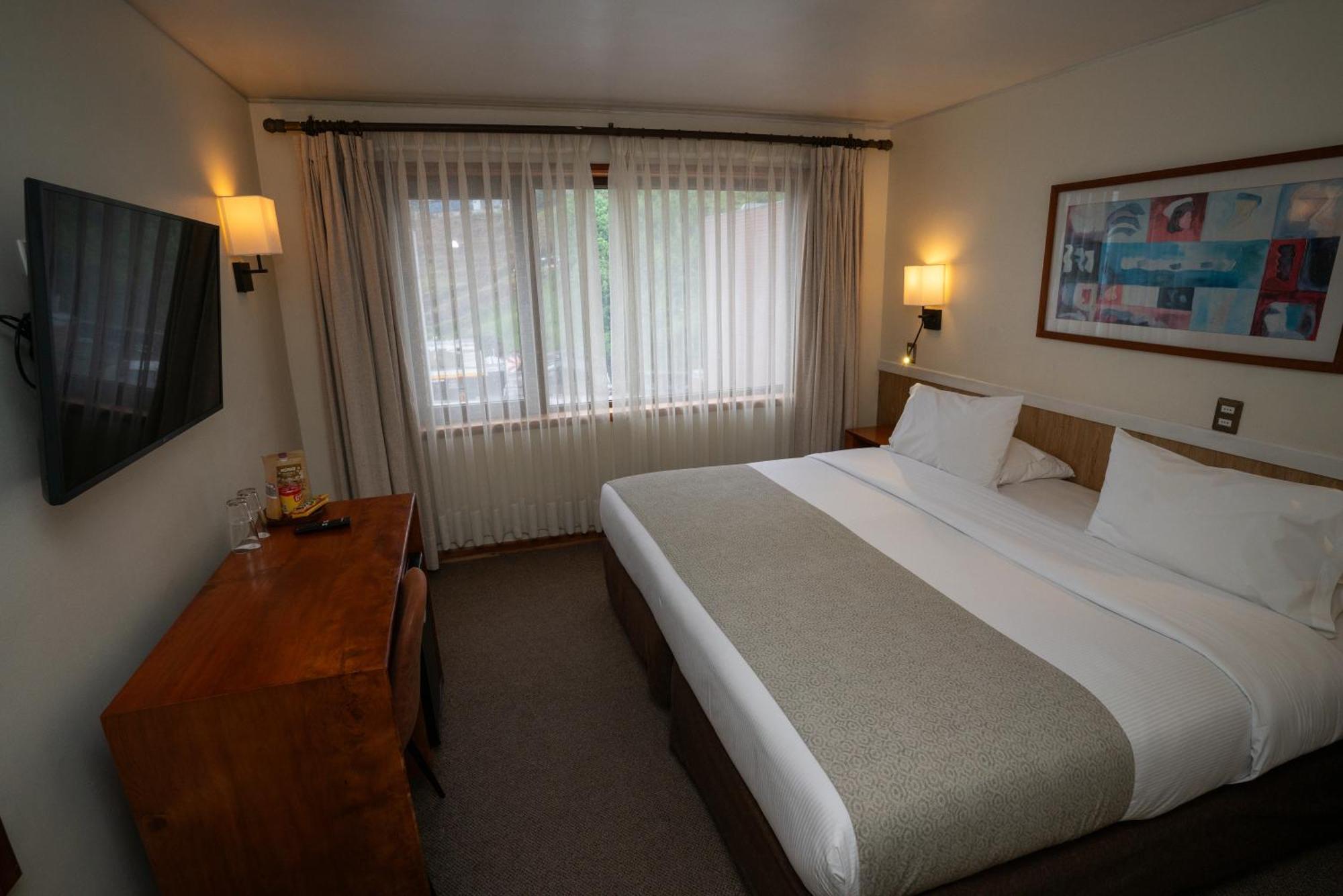 Hotel Don Luis Пуэрто-Монт Экстерьер фото